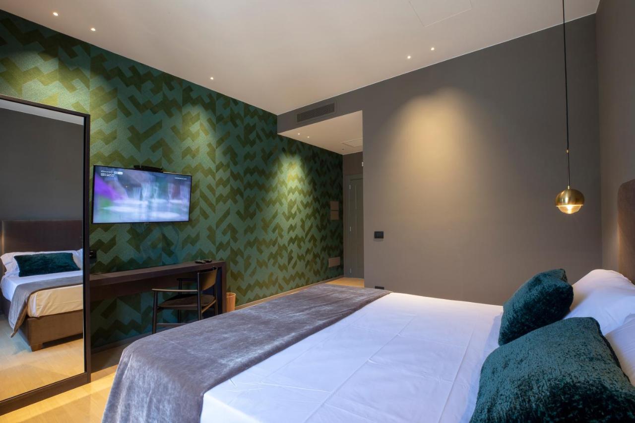 Hotel Re Sale 4*